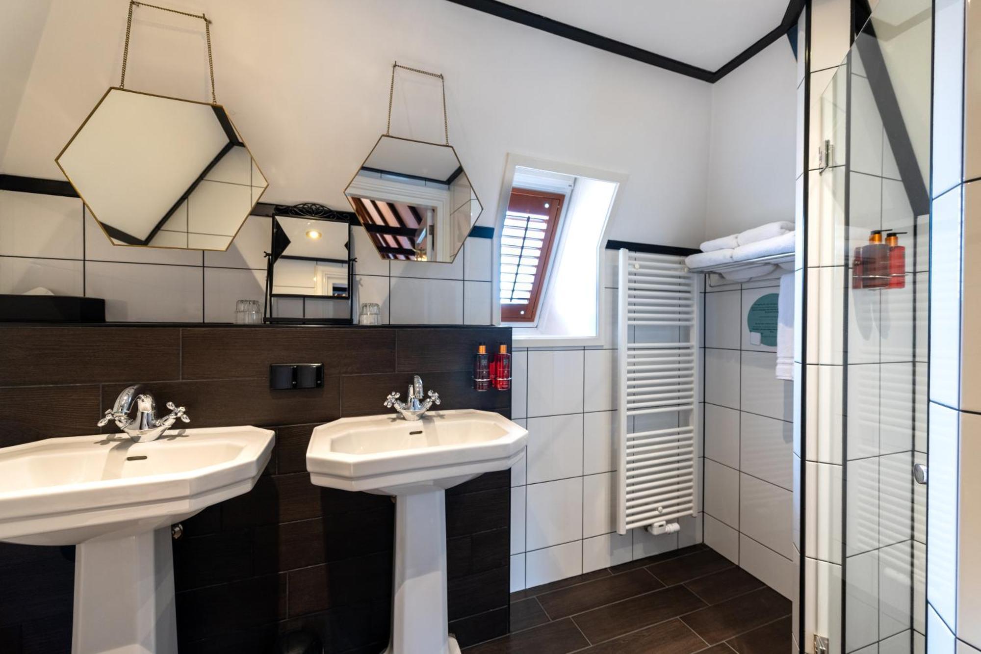 Grand Boutique Hotel-Restaurant Huis Vermeer Deventer Værelse billede