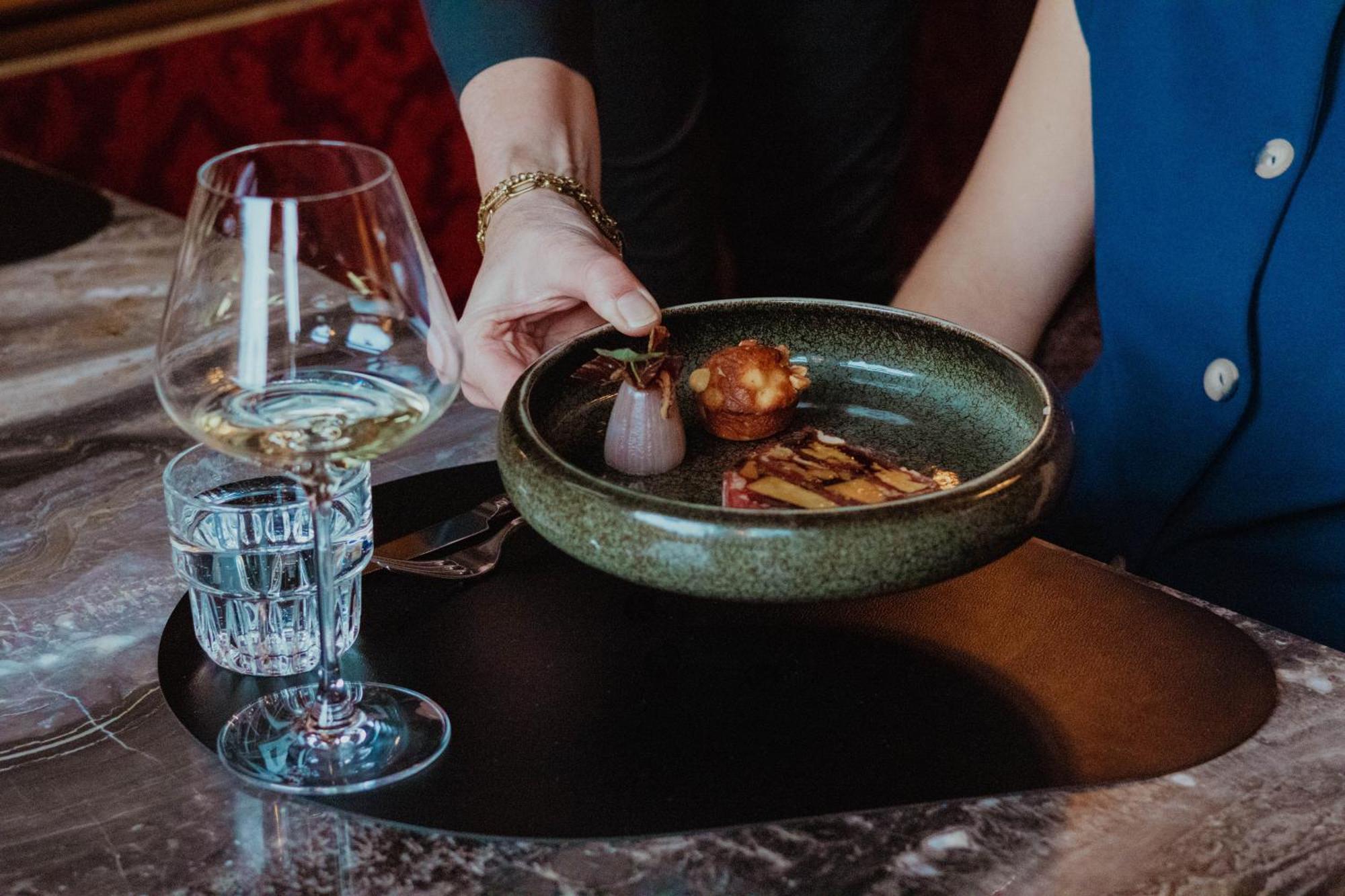 Grand Boutique Hotel-Restaurant Huis Vermeer Deventer Eksteriør billede