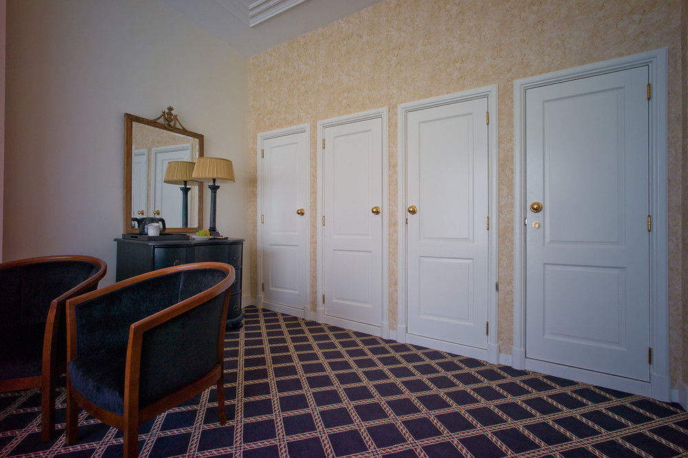 Grand Boutique Hotel-Restaurant Huis Vermeer Deventer Eksteriør billede