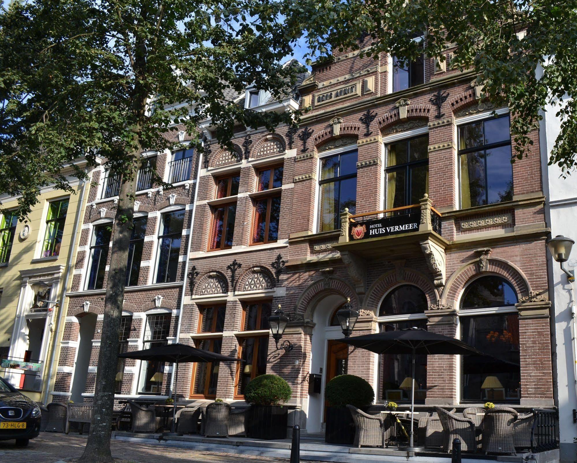 Grand Boutique Hotel-Restaurant Huis Vermeer Deventer Eksteriør billede